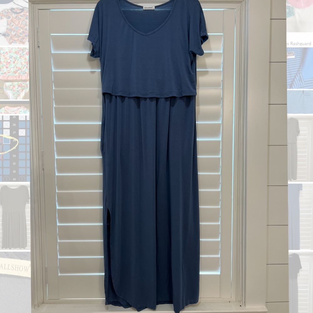 Maternity/Nursing Dress size Large